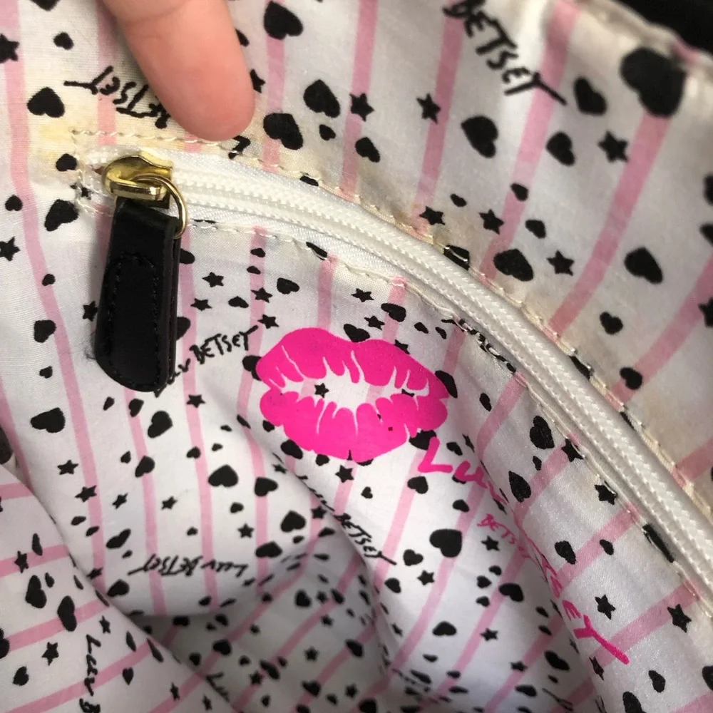 Betsey Johnson tag not